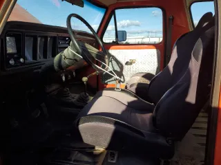 1979 Ford Bronco z VIN U15HLEG1462, wystawiony jako Copart lot #89210495 z przebiegiem 77 770 mil mil oraz Tytuł czysty. Historia ofert i sprzedaży dostępna na DreamBid. Obrazek 7.
