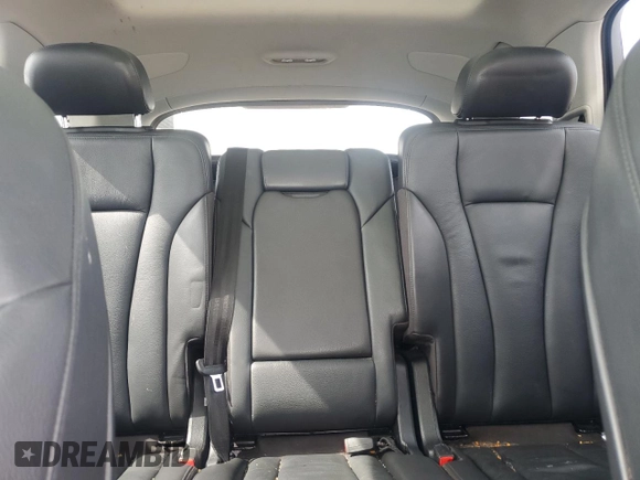 2019 Audi Q7 Premium Plus with VIN WA1LAAF75KD038821, listed as a Copart auction lot 59813665 with 61,889 mi miles and Salvage title. Bid and sale history available at DreamBid. Image 10.