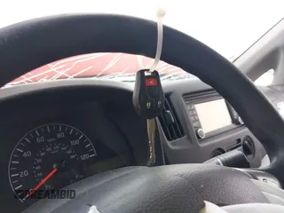2019 Nissan NV200 S z VIN 3N6CM0KN1KK703206, wystawiony jako IAAI lot #41929556 z przebiegiem Nie podano mil oraz . Historia ofert i sprzedaży dostępna na DreamBid. Obrazek 11.