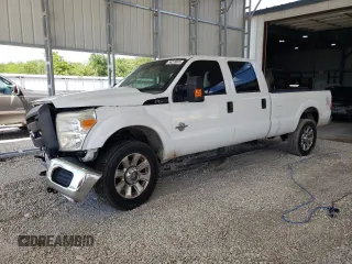 2011 Ford F-250 XL with VIN 1FT7W2BT8BEC44792, listed as a Copart auction lot 56226665 with 195,378 mi miles and Salvage title. Bid and sale history available at DreamBid. Image 1.