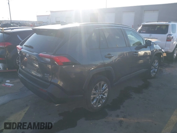 2023 Toyota RAV4 XLE Premium with VIN 2T3A1RFV4PW395136, listed as a IAAI auction lot 41462676 with 22,662 mi miles. Bid and sale history available at carsss.com. Image 4.