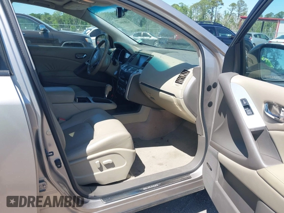 2010 Nissan Murano S with VIN JN8AZ1MU8AW011795, listed as a IAAI auction lot 42069867 with 153,847 mi miles. Bid and sale history available at carsss.com. Image 5.