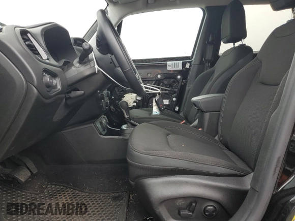 2023 Jeep Renegade Altitude with VIN ZACNJDE10PPP35395, listed as a Copart auction lot 47316405 with 9,815 mi miles and Salvage Title. Bid and sale history available at DreamBid. Image 7.