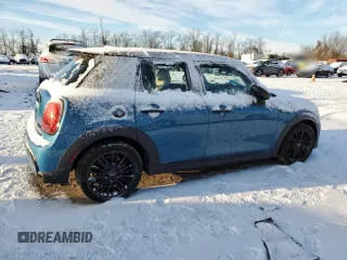 2022 MINI Hardtop 4 Door Cooper S with VIN WMW53DK08N2S29603, listed as a Copart auction lot 85194284 with 14,121 mi miles and Salvage title. Bid and sale history available at DreamBid. Image 3.