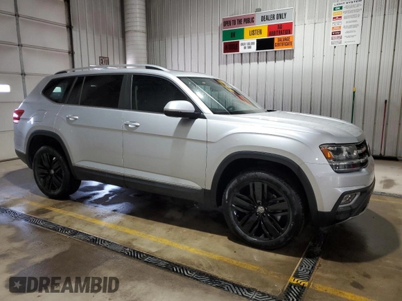 2018 Volkswagen Atlas SEL z VIN 1V2MR2CA8JC575016, wystawiony jako Copart lot #54044235 z przebiegiem 90 455 mil mil oraz Szkoda całkowita • Salvage title. Historia ofert i sprzedaży dostępna na DreamBid. Obrazek 4.
