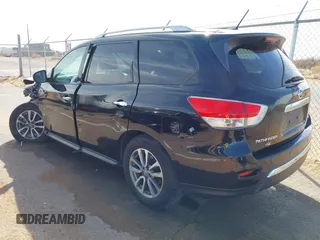 2016 Nissan Pathfinder S with VIN 5N1AR2MN5GC615756, listed as a IAAI auction lot 41807583 with 189,289 mi miles and . Bid and sale history available at DreamBid. Image 3.
