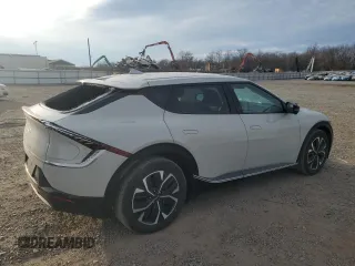 2022 Kia EV6 Wind with VIN KNDC3DLCXN5076952, listed as a Copart auction lot 46746625 with 21,488 mi miles and Salvage Title. Bid and sale history available at carsss.com. Image 3.