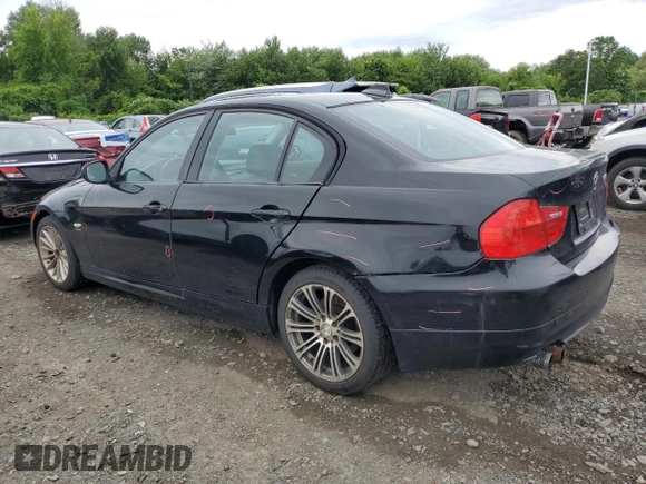 2011 BMW 3 Series 328i xDrive with VIN WBAPK5C58BA655062, listed as a Copart auction lot 61531785 with 211,145 mi miles and Salvage title. Bid and sale history available at DreamBid. Image 2.