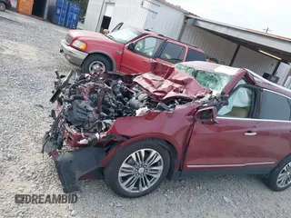 2017 Cadillac XT5 Premium Luxury AWD with VIN 1GYKNERS6HZ297417, listed as a IAAI auction lot 42098439 with 1 mi miles. Bid and sale history available at carsss.com. Image 6.
