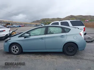 2014 Toyota Prius Four with VIN JTDKN3DU5E1851219, listed as a IAAI auction lot 41806545 with 185,735 mi miles. Bid and sale history available at carsss.com. Image 13.