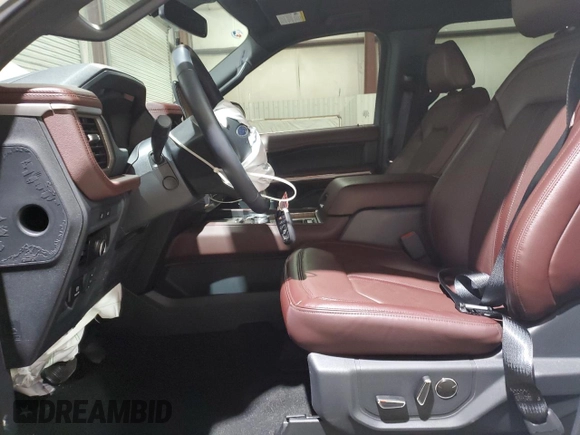 2024 Ford Expedition Limited with VIN 1FMJU1K86REB06546, listed as a Copart auction lot 44930205 with 2,901 mi miles and Salvage title. Bid and sale history available at DreamBid. Image 7.