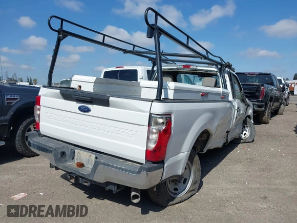 2020 Ford F-250 XL with VIN 1FTBF2A66LEE20729, listed as a IAAI auction lot 41261766 with 100,530 mi miles and . Bid and sale history available at DreamBid. Image 4.