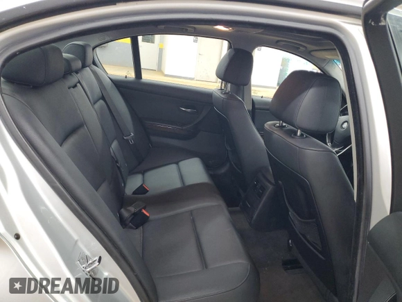2007 BMW 3 Series 328xi с VIN WBAVC93577KX54341, выставлен на аукционе Copart как лот 54558175 с пробегом 138 809 миль миль и Списание • Salvage title. История ставок и продаж доступна на DreamBid. Изображение 10.