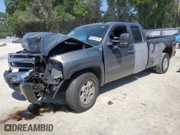 2011 Chevrolet Silverado 1500 LT with VIN 1GCRKSE00BZ395866, listed as a Copart auction lot 52575015 with 84,040 mi miles and Clean Title. Bid and sale history available at DreamBid. Image 1.