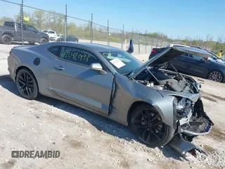 2023 Chevrolet Camaro 2LT z VIN 1G1FD1RS7P0155009, wystawiony jako IAAI lot #42242998 z przebiegiem 9 068 mil mil oraz . Historia ofert i sprzedaży dostępna na DreamBid. Obrazek 1.