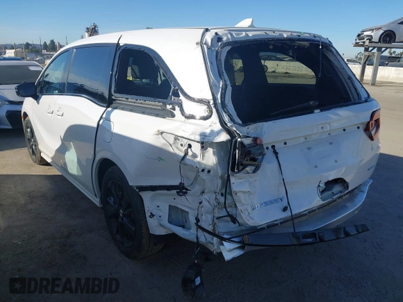 2024 Honda Odyssey Sport with VIN 5FNRL6H70RB061575, listed as a IAAI auction lot 41684598 with 8,187 mi miles and . Bid and sale history available at DreamBid. Image 3.