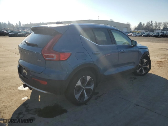 2024 Volvo XC40 Plus Bright Theme with VIN YV4L12UE0R2204467, listed as a Copart auction lot 42145525 with 11,799 mi miles and Salvage Title. Bid and sale history available at carsss.com. Image 3.