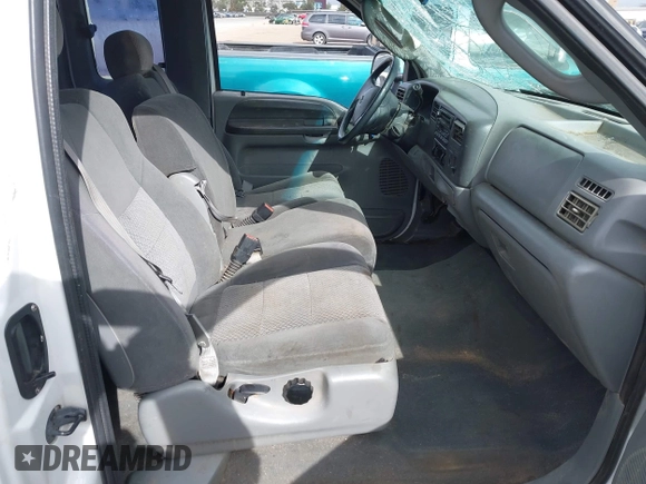 2003 Ford F-250 XL с VIN 1FTNX20L33EA76875, выставлен на аукционе IAAI как лот 41906622 с пробегом 182 874 миль миль и . История ставок и продаж доступна на DreamBid. Изображение 5.