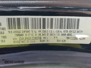 2020 Jeep Grand Cherokee Laredo E z VIN 1C4RJFAG3LC208766, wystawiony jako IAAI lot #42475923 z przebiegiem 103 077 mil mil oraz . Historia ofert i sprzedaży dostępna na DreamBid. Obrazek 9.