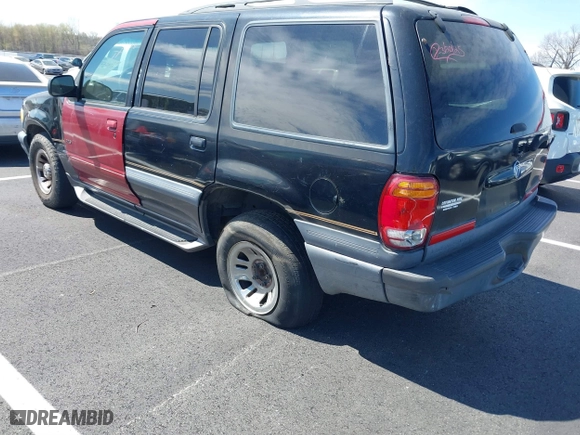 1998 Mercury Mountaineer with VIN 4M2ZU55P4WUJ27313, listed as a IAAI auction lot 41824204 with 207,626 mi miles. Bid and sale history available at carsss.com. Image 3.