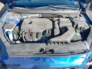 2019 Hyundai Sonata Sport with VIN 5NPE34AFXKH792154, listed as a IAAI auction lot 41328069 with 68,504 mi miles. Bid and sale history available at carsss.com. Image 10.