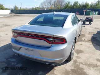 2015 Dodge Charger SXT z VIN 2C3CDXJG3FH754900, wystawiony jako IAAI lot #41850117 z przebiegiem 177 570 mil mil oraz . Historia ofert i sprzedaży dostępna na DreamBid. Obrazek 4.