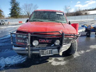 1997 GMC Suburban z VIN 3GKGK26J9VG515459, wystawiony jako Copart lot #87515385 z przebiegiem 205 982 mil mil oraz Szkoda całkowita • Salvage title. Historia ofert i sprzedaży dostępna na DreamBid. Obrazek 5.