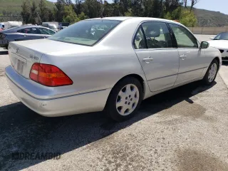 2003 Lexus LS 430 z VIN JTHBN30F430098419, wystawiony jako Copart lot #51604745 z przebiegiem 132 839 mil mil oraz Szkoda całkowita • Salvage title. Historia ofert i sprzedaży dostępna na DreamBid. Obrazek 3.