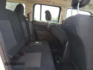 2017 Jeep Patriot Sport z VIN 1C4NJPBA1HD207762, wystawiony jako Copart lot #53863095 z przebiegiem 78 229 mil mil oraz Szkoda całkowita • Salvage title. Historia ofert i sprzedaży dostępna na DreamBid. Obrazek 11.
