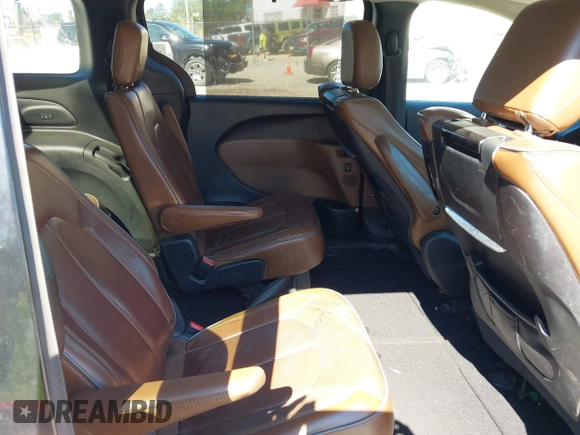 2017 Chrysler Pacifica Limited with VIN 2C4RC1GG1HR512911, listed as a IAAI auction lot 41850887 with 147,403 mi miles and . Bid and sale history available at DreamBid. Image 8.