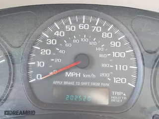 2004 Chevrolet Impala with VIN 2G1WF52E349225600, listed as a IAAI auction lot 41997016 with 202,520 mi miles. Bid and sale history available at carsss.com. Image 7.