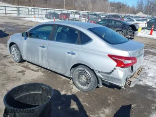 2017 Nissan Sentra SV with VIN 3N1AB7AP7HL706077, listed as a IAAI auction lot 41635961 with 95,544 mi miles. Bid and sale history available at carsss.com. Image 3.