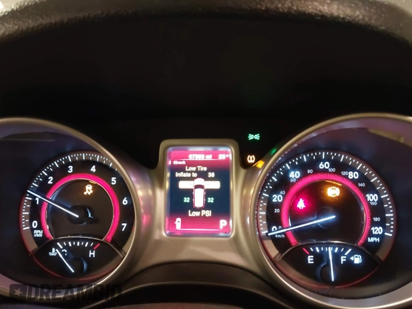 2020 Dodge Journey SE Value with VIN 3C4PDCAB7LT261279, listed as a IAAI auction lot 41564096 with 67,388 mi miles and . Bid and sale history available at DreamBid. Image 7.