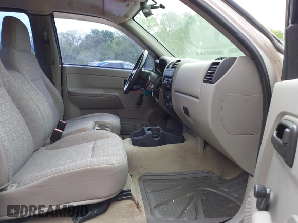 2004 GMC Canyon SLE Z71 with VIN 1GTDS196448215817, listed as a IAAI auction lot 42149485 with 132,760 mi miles. Bid and sale history available at carsss.com. Image 5.