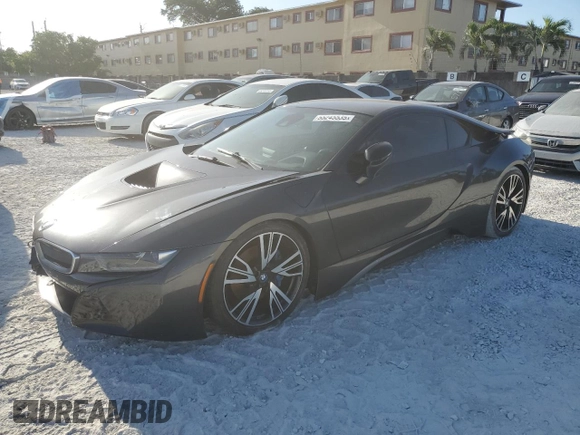 2016 BMW i8 z VIN WBY2Z2C57GV676118, wystawiony jako Copart lot #55245535 z przebiegiem 53 627 mil mil oraz Szkoda całkowita • Salvage title. Historia ofert i sprzedaży dostępna na DreamBid. Obrazek 1.