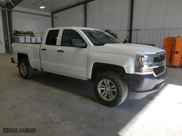 2016 Chevrolet Silverado 1500 Work Truck with VIN 1GCRCNEH9GZ280467, listed as a Copart auction lot 84023774 with 153,213 mi miles and Clean Title. Bid and sale history available at carsss.com. Image 4.
