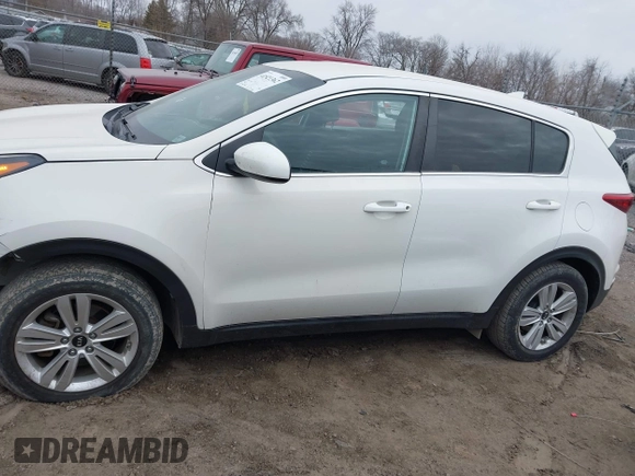 2018 Kia Sportage LX with VIN KNDPM3AC4J7315826, listed as a IAAI auction lot 41521362 with 130,628 mi miles and . Bid and sale history available at DreamBid. Image 15.