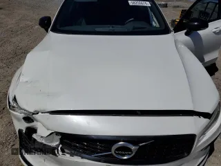 2019 Volvo S60 R-Design with VIN 7JRA22TM6KG013047, listed as a Copart auction lot 58255674 with 35,270 mi miles and Salvage Title. Bid and sale history available at carsss.com. Image 12.