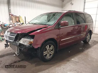 2009 Dodge Grand Caravan SXT z VIN 2D8HN54X39R551424, wystawiony jako IAAI lot #41370081 z przebiegiem 176 614 mil mil oraz . Historia ofert i sprzedaży dostępna na DreamBid. Obrazek 17.