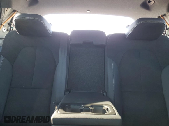 2022 Volvo XC40 Twin Plus z VIN YV4ED3UR8N2656606, wystawiony jako Copart lot #45480425 z przebiegiem 24 494 mil mil oraz Szkoda całkowita • Salvage title. Historia ofert i sprzedaży dostępna na DreamBid. Obrazek 10.