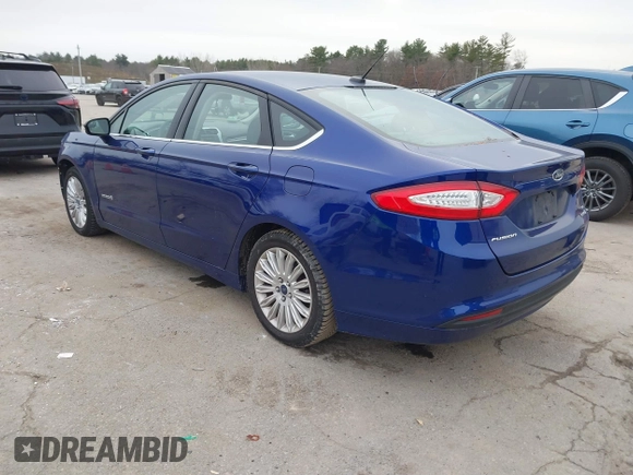 2016 Ford Fusion SE Hybrid with VIN 3FA6P0LU8GR264619, listed as a IAAI auction lot 40968963 with 45,136 mi miles. Bid and sale history available at carsss.com. Image 3.