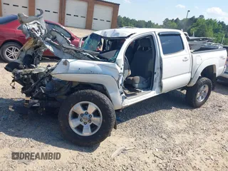 2007 Toyota Tacoma with VIN 3TMLU42N67M011352, listed as a IAAI auction lot 42572613 with Not provided miles and . Bid and sale history available at DreamBid. Image 17.