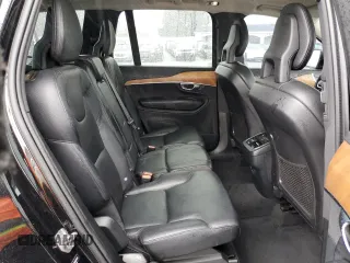2022 Volvo XC90 Momentum z VIN YV4102PK0N1786405, wystawiony jako Copart lot #48247415 z przebiegiem 52 790 mil mil oraz Szkoda całkowita • Salvage title. Historia ofert i sprzedaży dostępna na DreamBid. Obrazek 12.