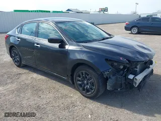 2017 Nissan Altima 2.5 SR with VIN 1N4AL3AP6HN349290, listed as a IAAI auction lot 41790240 with 54,524 mi miles. Bid and sale history available at carsss.com. Image 1.