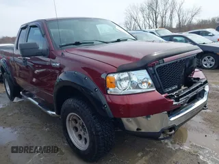 2005 Ford F-150 STX with VIN 1FTRX14W35FA49074, listed as a IAAI auction lot 41833989 with 267,664 mi miles. Bid and sale history available at carsss.com. Image 1.