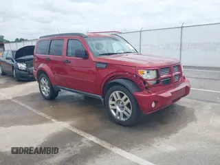 2010 Dodge Nitro Heat z VIN 1D4PU4GK8AW165362, wystawiony jako IAAI lot #42450954 z przebiegiem 199 679 mil mil oraz . Historia ofert i sprzedaży dostępna na DreamBid. Obrazek 1.