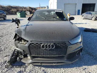 2017 Audi RS 7 Prestige z VIN WUAWAAFC1HN903273, wystawiony jako Copart lot #88136355 z przebiegiem 61 447 mil mil oraz Szkoda całkowita • Salvage title. Historia ofert i sprzedaży dostępna na DreamBid. Obrazek 5.