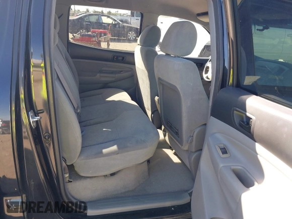 2008 Toyota Tacoma PreRunner with VIN 3TMJU62N38M059962, listed as a IAAI auction lot 41426524 with 187,720 mi miles. Bid and sale history available at carsss.com. Image 8.