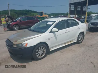 2010 Mitsubishi Lancer ES z VIN JA32U2FU0AU002066, wystawiony jako IAAI lot #42410484 z przebiegiem 207 040 mil mil oraz . Historia ofert i sprzedaży dostępna na DreamBid. Obrazek 2.