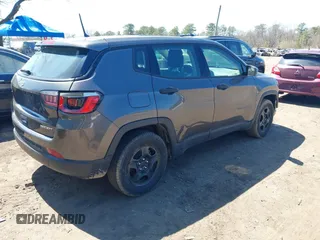 2018 Jeep Compass Sport with VIN 3C4NJCAB7JT107040, listed as a IAAI auction lot 41993385 with 251,154 mi miles. Bid and sale history available at carsss.com. Image 4.